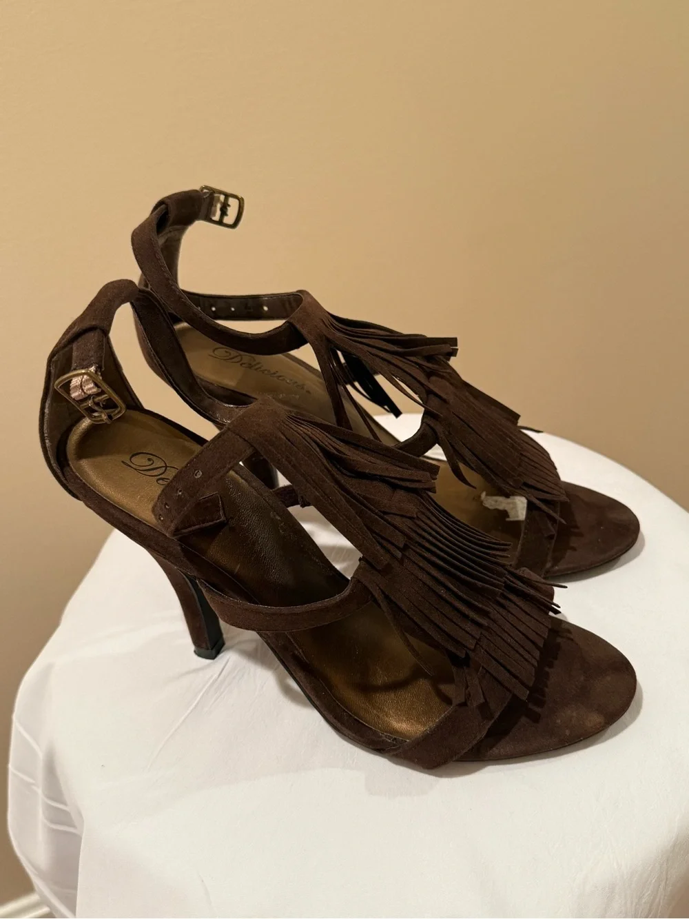 Delicious Brown Suede Multi-Tiered Fringe High Heel Sandals Size 9
